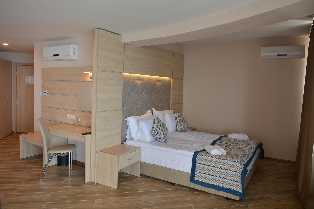 Royal Grand Hotel And Spa Kavarna Exterior foto
